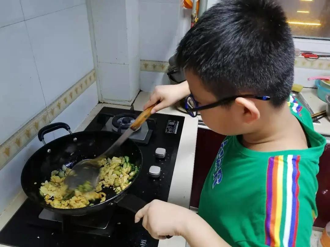 四仰八叉打一最佳生肖的警惕虚假宣传-全面释义、解释与落实、构建解答解释落实